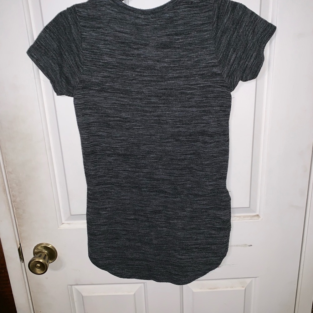 Basic tee - Picture 2 of 3